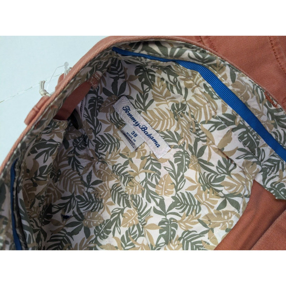 Tommy Bahama Shorts 38 MENS Desert Red Cargo Pocket - Picture 8 of 9